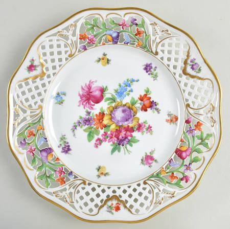 Dresden Line-Bouquet (Pierced) Large Dinner Plate