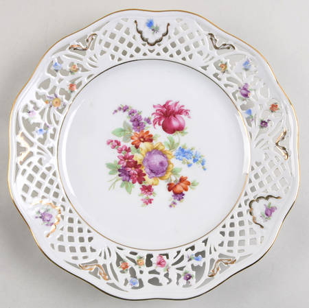 Dresden Line-Bouquet (Pierced) Luncheon Plate