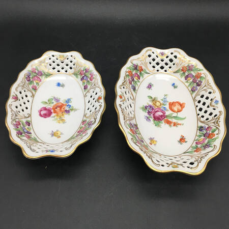 Dresden Line-Bouquet (Pierced) 6" Oval Nut Dish