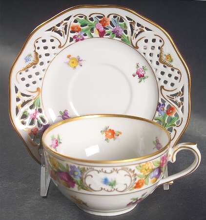 Dresden Line-Bouquet (Pierced) Flat Cup & Saucer Set