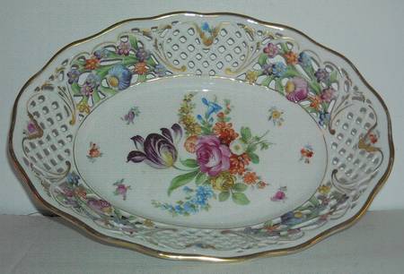 Dresden Line-Bouquet (Pierced) 11" Pierced Oval Bowl