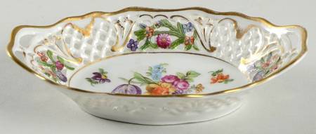 Dresden Line-Bouquet (Pierced) 6" Oval Tray