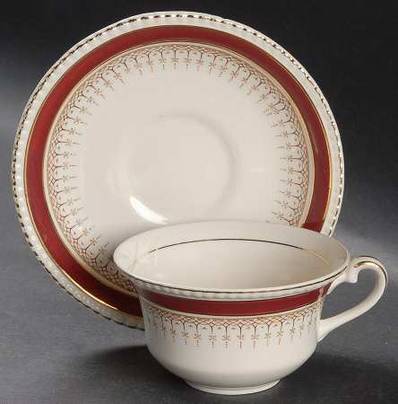 9101 Flat Cup & Saucer Set