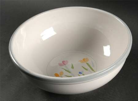Fresh Mint (Made In Japan) 11" Large Salad Serving Bowl by Studio Nova