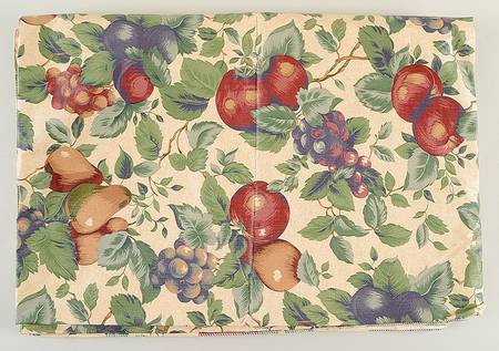 Sonoma (Tan Body, Rim Shape) 60" X 85" Vinyl Rectangular Tablecloth