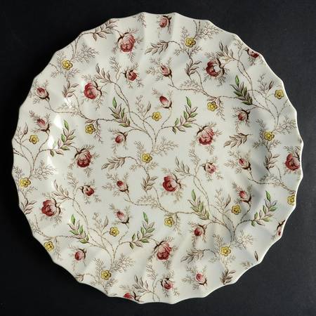 Rosebud Chintz (2-8388, Brown Vine) Luncheon Plate