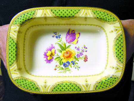 Empire 9" Oval Vegetable Bowl