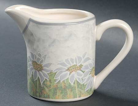 Daisy Hill Creamer