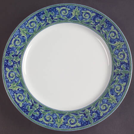 Villa Regia by Spal Porcelanas