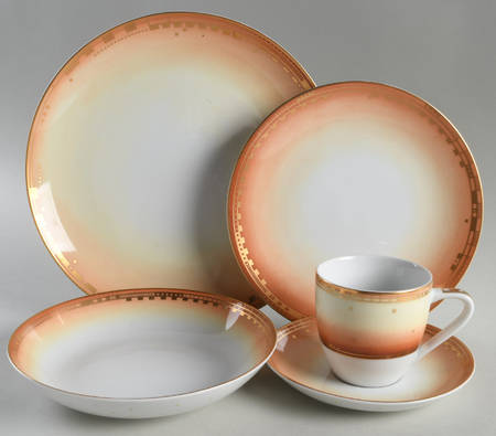 Rouge 40 Piece Estate Set