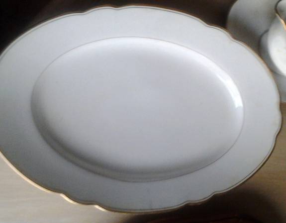 SCH242 15" Oval Serving Platter