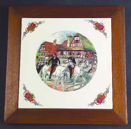 Obernai Wood Frame Trivet