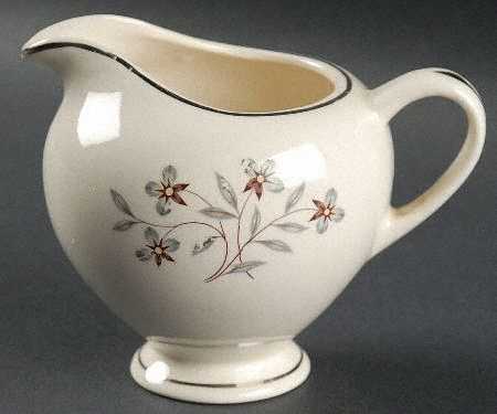 Castlewood Creamer