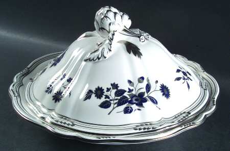 Pennington Platinum Round Covered Vegetable