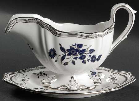 Pennington Platinum Gravy Boat & Underplate