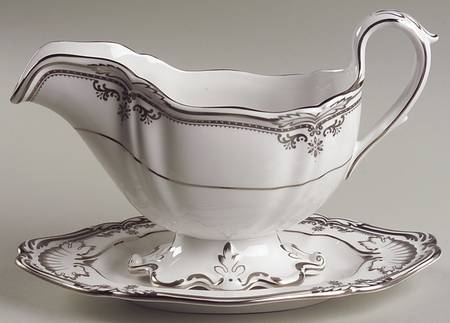 Stafford Platinum Gravy Boat & Underplate