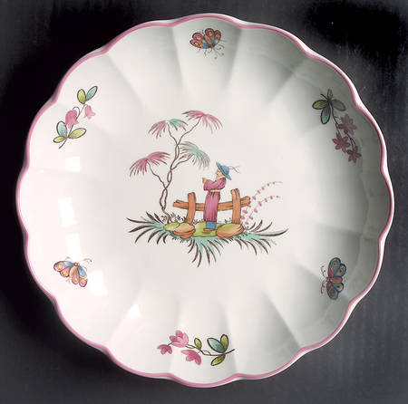 Pearl River Medium Round Fluted Bowl