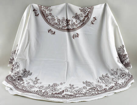 Woodland 70" Round Tablecloth by Spode