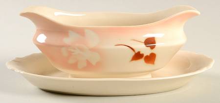 SY439 Gravy Boat with Attached Underplate