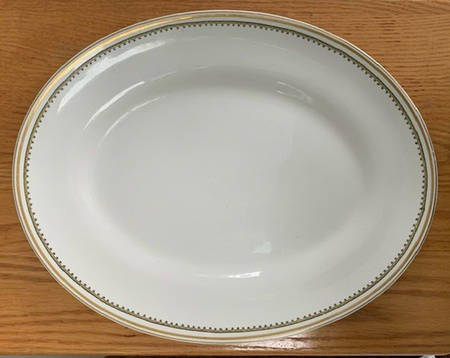STB202 15" Oval Serving Platter