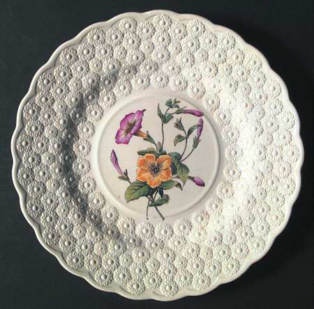 2-9130 Luncheon Plate