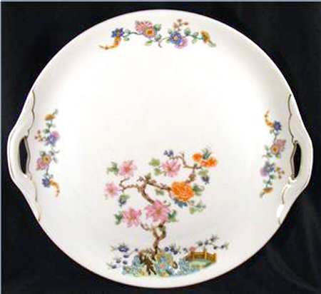 09823 Handled Cake Plate