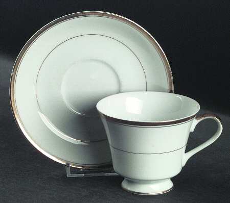 Noblesse Footed Cup & Saucer Set by Seyei Toki Co