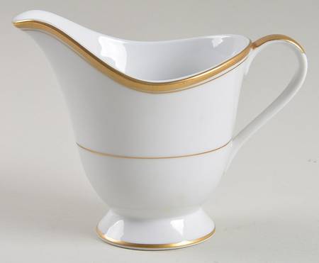 Noblesse Creamer