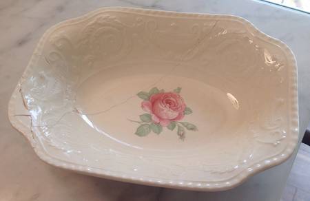 STB207 9" Oval Vegetable Bowl