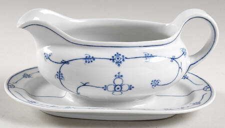 SCH263 Gravy Boat with Attached Underplate