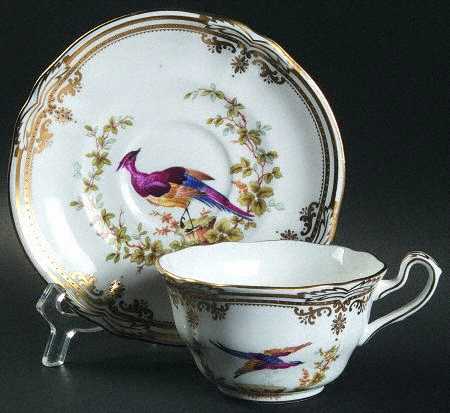 Chelsea Bird (Raised Gold Dots) Flat Cup & Saucer Set