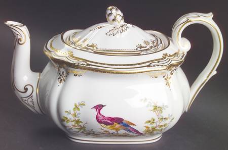 Chelsea Bird (Raised Gold Dots) Teapot & Lid