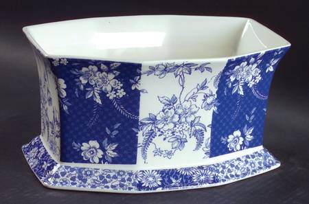 Penny Lane Honeywall 10" Planter