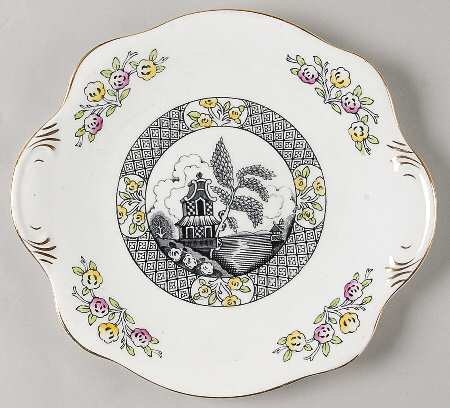 Pagoda Handled Cake Plate