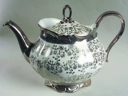SCG26 Teapot & Lid