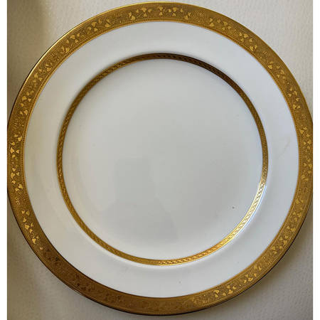 8570 Dinner Plate
