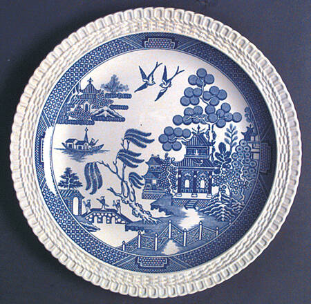 Willow Series (Blue Room) Dinner Plate