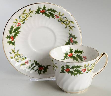 SUT23 Footed Cup & Saucer Set