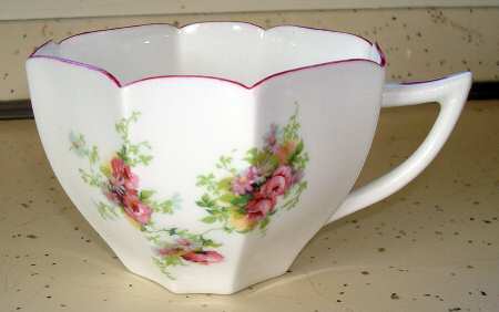 Dainty Rose (Queen Anne) Flat Cup