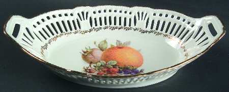 SWH26 12" Pierced Oval Bowl