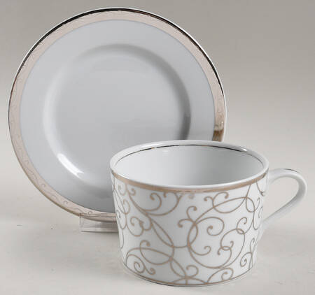 Plaza Oversized Cup & Saucer Set