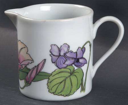 Midsommar Creamer