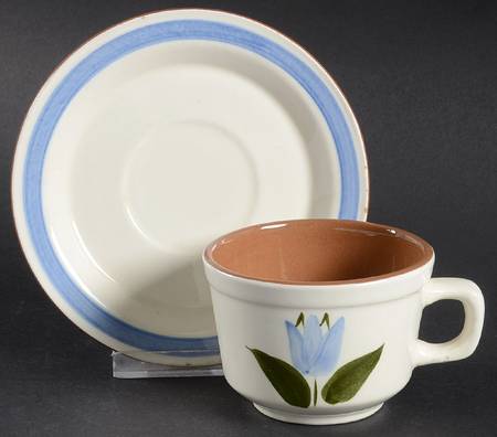 Single Tulip Blue Flat Cup & Saucer Set