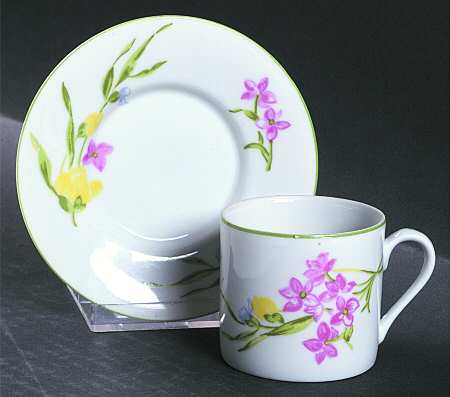 Printemps (Smooth) Flat Demitasse Cup & Saucer Set