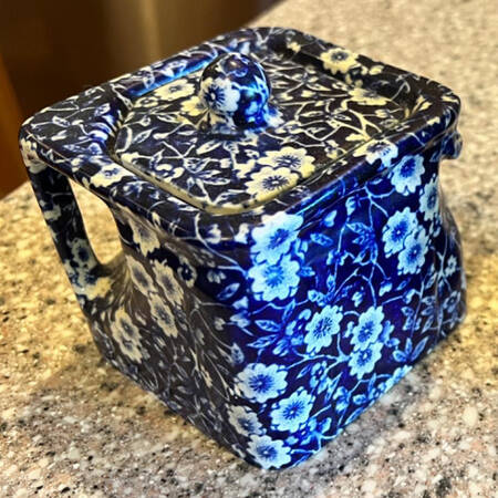 Calico Blue (Black Staffordshire Stamp) Cup for Individual Teapot & Lid with Cup