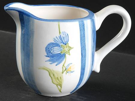 Charleston Creamer