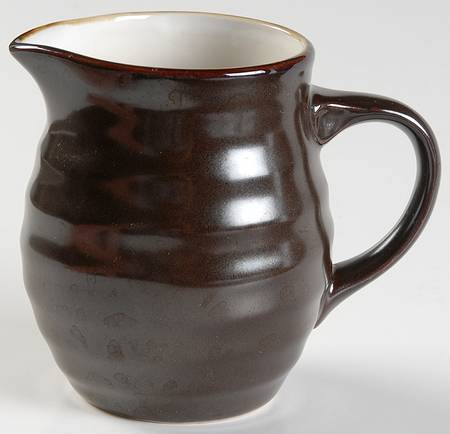 Quarry White Creamer