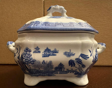 Willow Blue (New, 2002) Mini Tureen & Lid