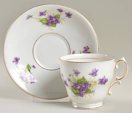 124-13 Footed Cup & Saucer Set