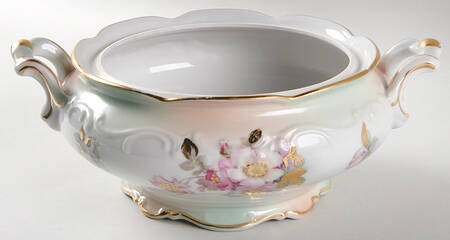 Wild Rose (Scallop, Rim , Not Embossed) Round Vegetable No Lid